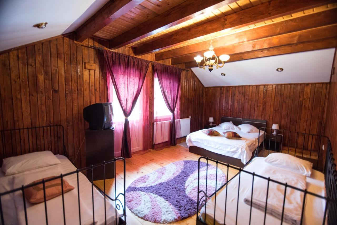 Вилла Casa Domneasca Байя-де-Фьер Экстерьер фото